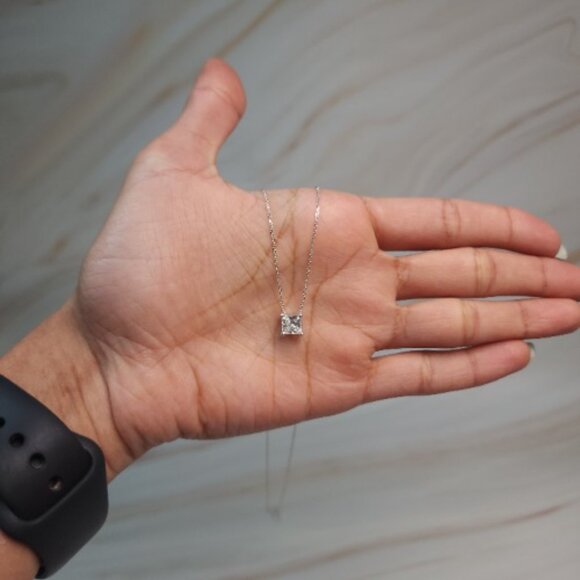 14Kt Gold 1 Ct Lab Grown Princess Cut Diamond Pendant Necklace - Picture 10 of 13